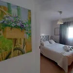 شقة En Piso Con Terraza Junto A La Estacion روندا