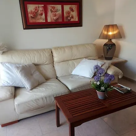 Lägenhet En Piso Con Terraza Junto A La Estacion *