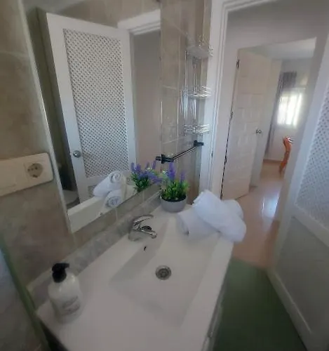 En Piso Con Terraza Junto A La Estacion * Ronda