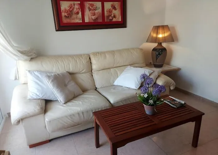 Lägenhet En Piso Con Terraza Junto A La Estacion *